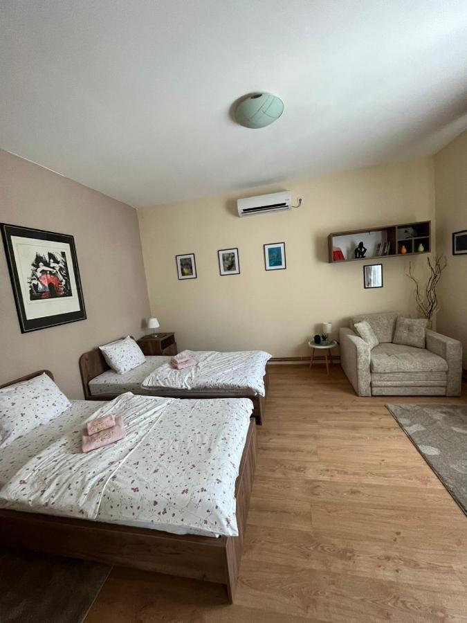 Guest House A'Storia Рума Экстерьер фото